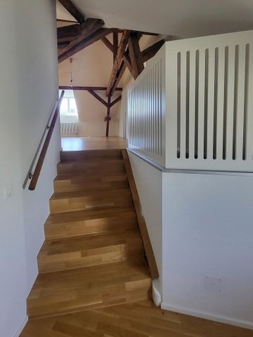Grosszügige 2-Zimmer Dachwohnung - Photo 3