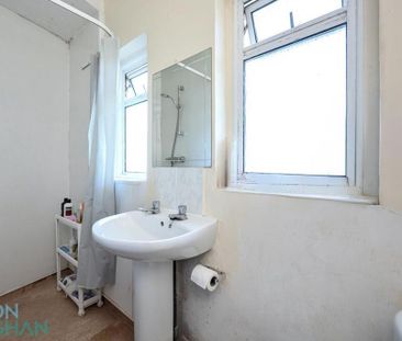 4 bedroom terraced house to rent - Photo 2