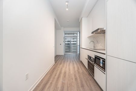 For Lease - 8 Interchange Way Unit# 1601, Vaughan, Ontario - Photo 2