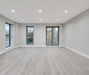 Queens Road, Weybridge, Surrey, KT13 - Photo 6