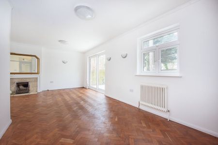 5 bedroom detached house to rent - Photo 2