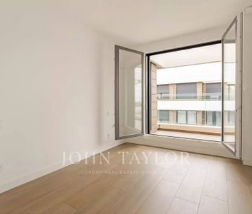 Luxury penthouse for rent in Alcobendas, Autonomous Region of Madrid - Photo 4