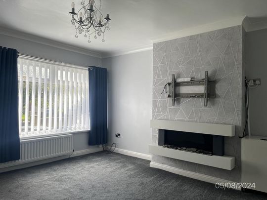 3 bedroom terraced house to rent - Photo 1