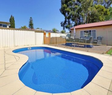 Fresh & Modern Family Home - Photo 3