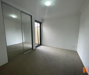 Contemporary 3-Bedroom, 2-Bathroom Unit – Comfort & Convenience Com... - Photo 1