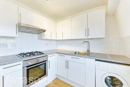 Studio to rent - Photo 3