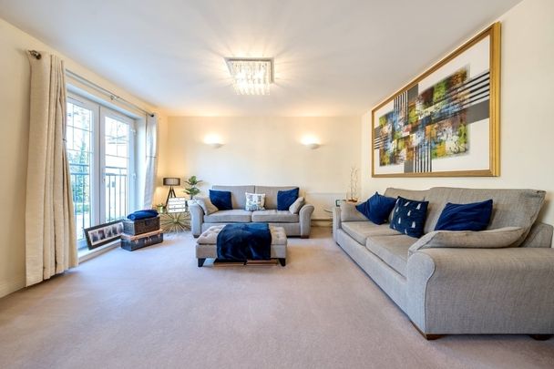 4 bedroom semi-detached house to rent - Photo 1