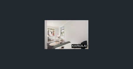 🏡 Fully Furnished-For Rent | 4 Bed 3 Bath Townhouse in Central Chippendale – Walk to USYD & UTS - Photo 2