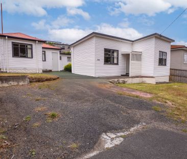 Comfortable Home in Claremont - Photo 1