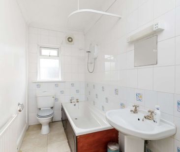 Attractive period conversion property with charm and character loca... - Photo 6