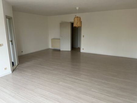 Vernieuwd appartement met uniek open groen zicht achteraan - Foto 3