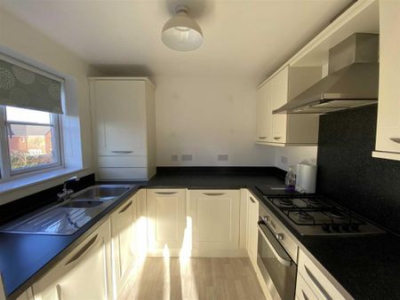 2 bedroom apartment to rent - Photo 4