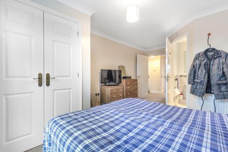 2 bedroom flat to rent - Photo 4
