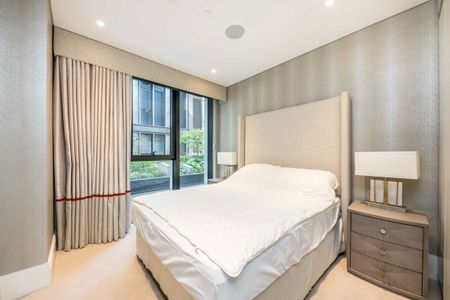 Cork Street, Mayfair, W1S - Photo 3