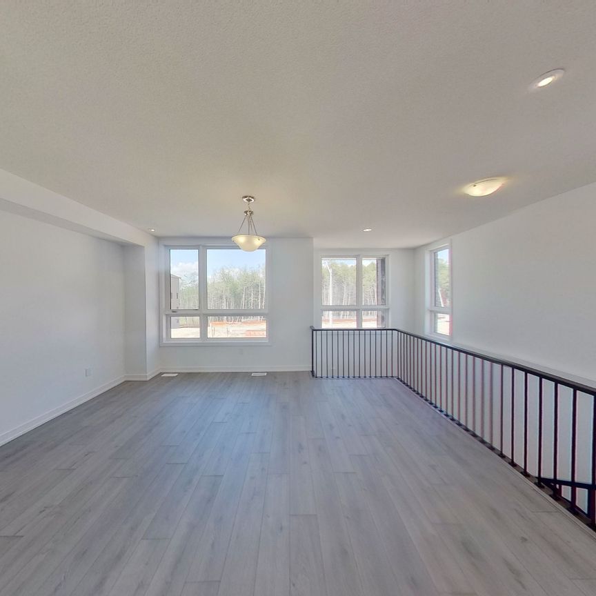 For Lease - 133 Blue Forest Crescent, Barrie, Ontario - Photo 1