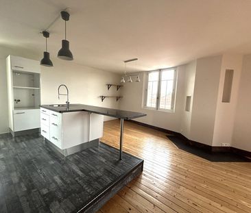 Location Appartement 3 pièces 79m² - Photo 4