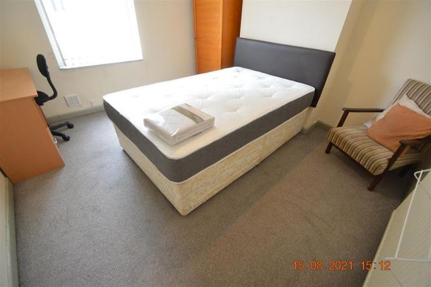 4 bedroom house to rent - Photo 1