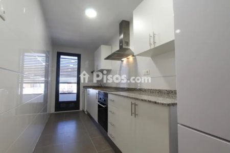 Piso en alquiler en Carrer de la Trinitat - Photo 4
