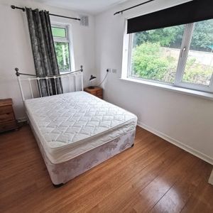 Heathfield, Swansea, SA1 - Photo 2