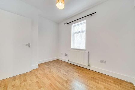 Deptford High Street, London, SE8 - Photo 2