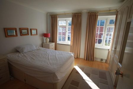 3 bedroom townhouse to rent - Photo 2