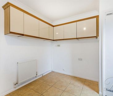 2 bedroom - Photo 5