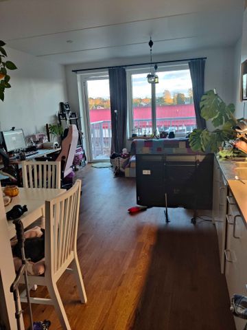 Gamla Huddingevägen, Älvsjö - Photo 2