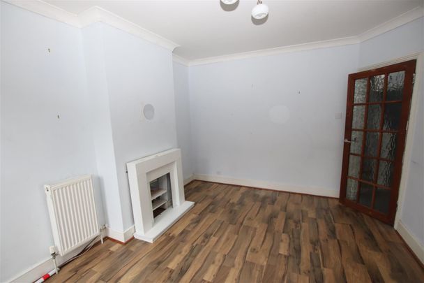 3 bedroom Terraced House to let - Photo 1