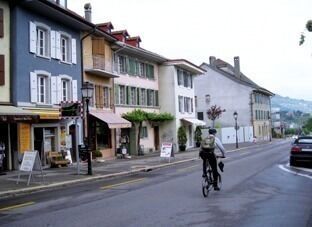 STUDIO IN LAUSANNE - PULLY, FURNISHED - Photo 3