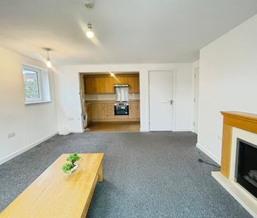 Alexander Square, SO50 - Photo 4