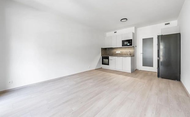 Apartment for rent, 1+KK - Studio, 35m - Fotografie 1