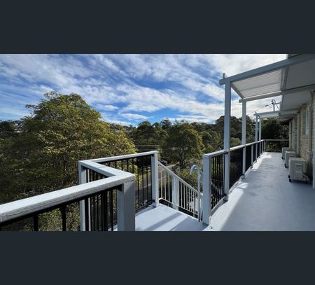 32 Goondari Road, Allambie Heights, NSW 2100 - Photo 2
