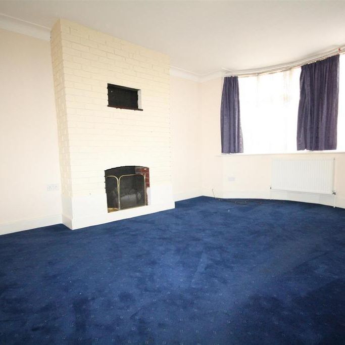 5 bedroom semi-detached house to rent - Photo 1