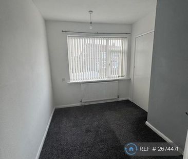 4 bedroom terraced house to rent - Photo 5