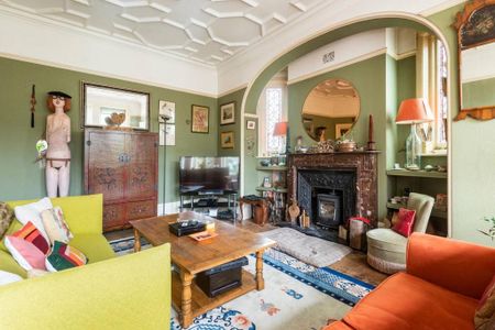 3 bedroom flat to rent - Photo 2