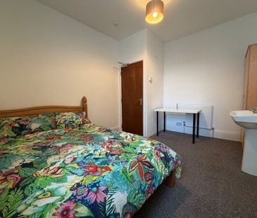 Oystermouth road, West Glamorgan, SA1 - Photo 3