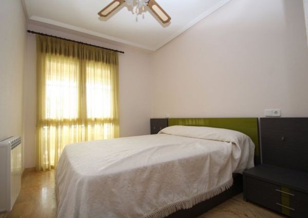 Apartamento bajo en Calas de Campoamor.