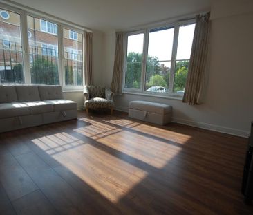 2 bedroom flat to rent - Photo 2