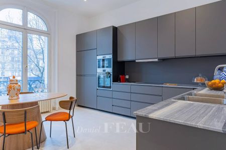 Location appartement, Neuilly-sur-Seine, 6 pièces, 220 m², ref 84093368 - Photo 4