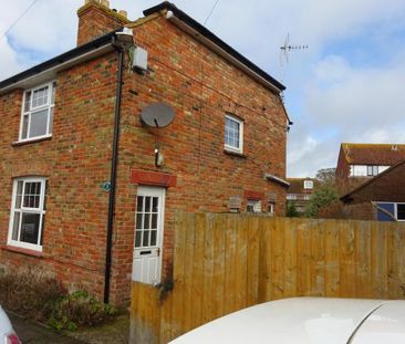 2 bedroom semi-detached house to rent - Photo 2