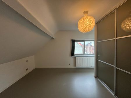 Dakappartement met groot terras in het centrum van Ranst! - Photo 2