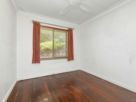 Spacious Family Home on Large Block - Photo 2