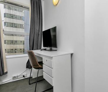 City Centre, 8H/15 Whitaker Place - Photo 4