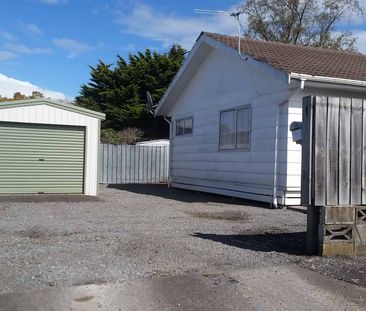 HEREFORD PLACE, 2 BEDROOMS $420 P/W - Photo 1