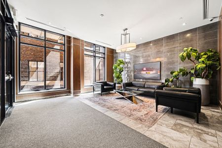 For Lease - 10 Rosemount Avenue Unit# 404, West Centre Town, Ontario - Photo 2