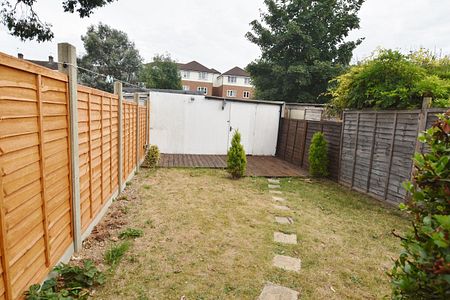 Hazeltree Road, Watford, WD24 - Photo 2