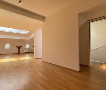Loft-Dach-Wohnung an zentraler Lage nähe Burgfelderplatz - Photo 3