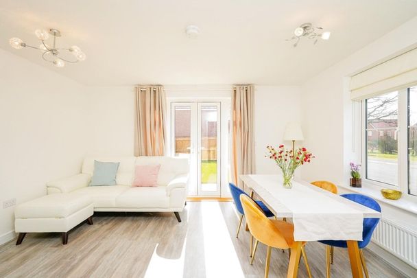 Linnet Grove - Photo 1