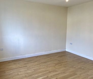 Ingold Avenue, Leicester, LE4 - Photo 2