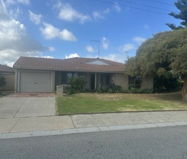 Large Spacious Unit - Close to All Mandurah Has to Offer! - Photo 5